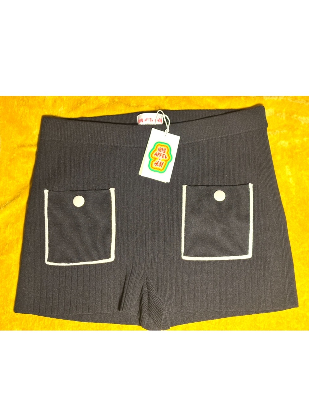 Iris Apfel for H&M Black Ribbed High-Waist Shorts with White Pocket Trim